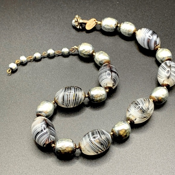 Miriam Haskell Jewelry - MIRIAM HASKELL Smokey Glass Bead Choker